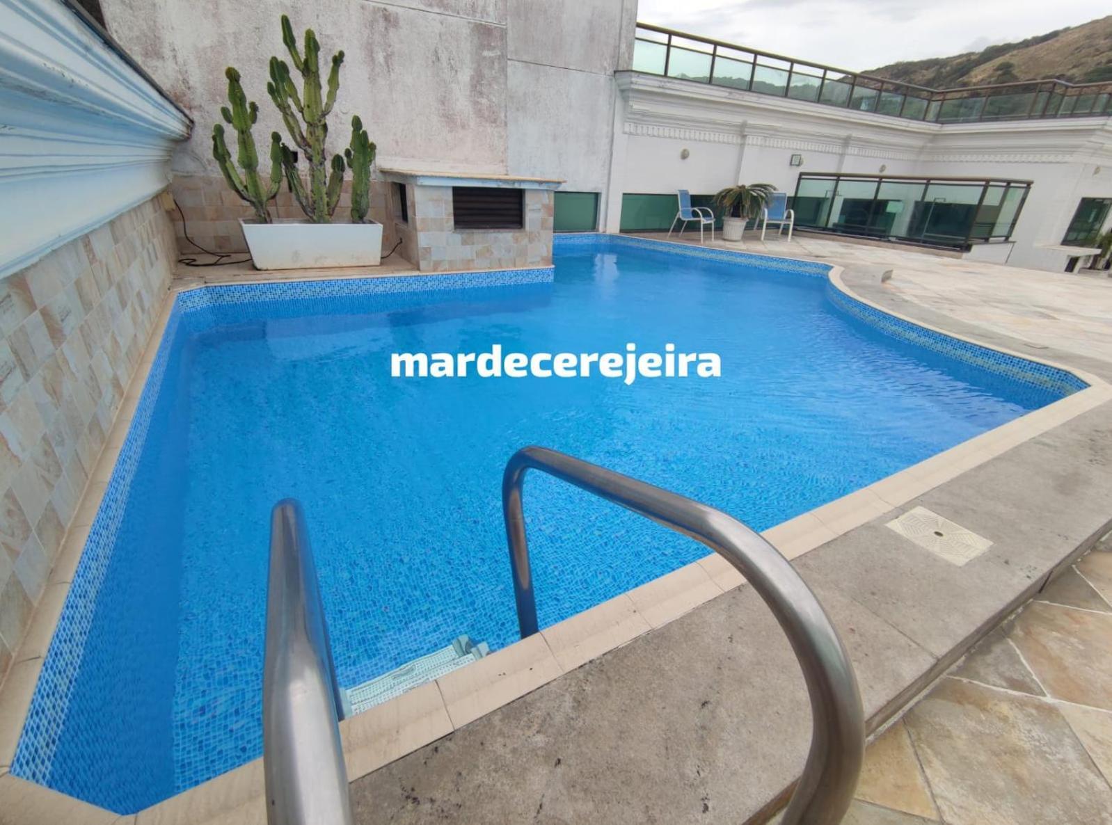 Apartamento Mar De Cerejeira - Em Frente A Prainha *